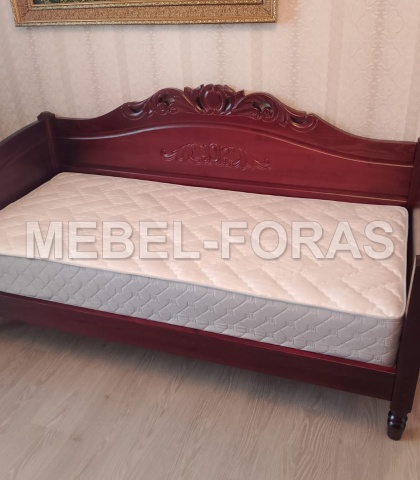 Буфет в гостиной